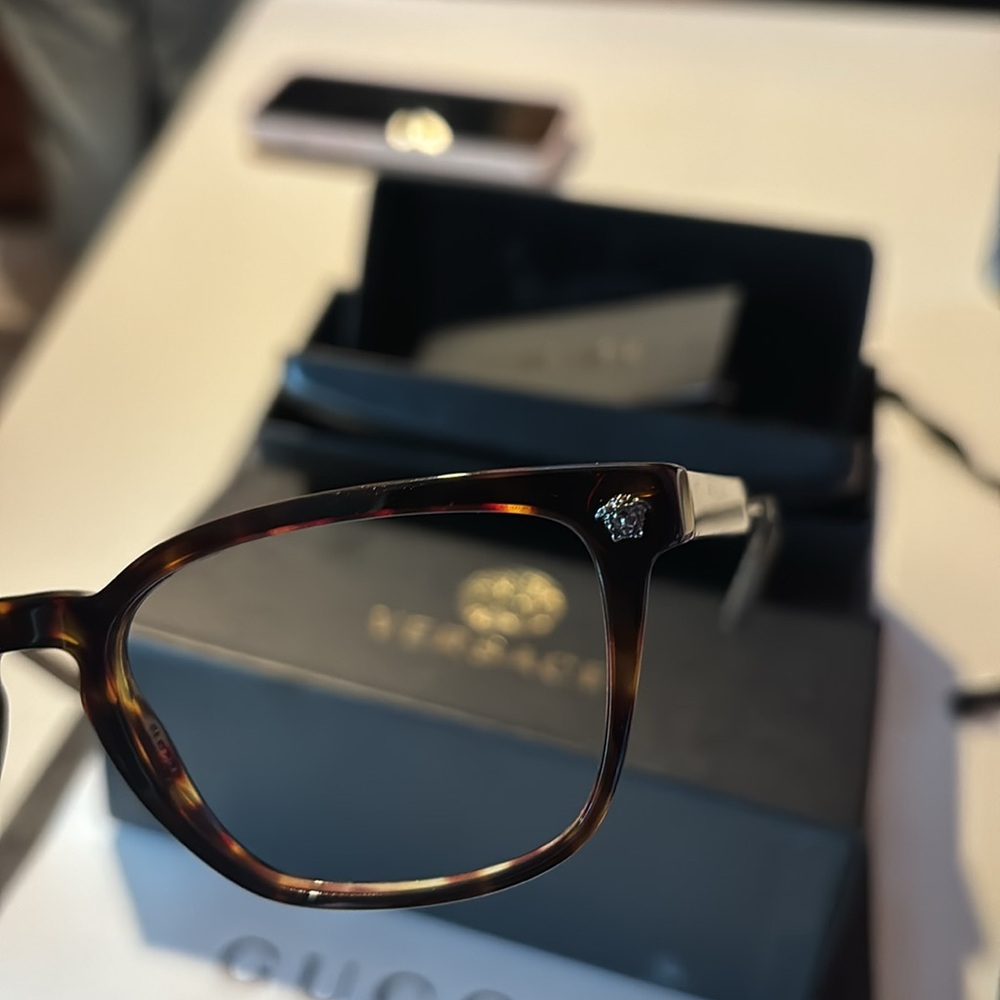 Versace eye glasses demo - Picture 2 of 3